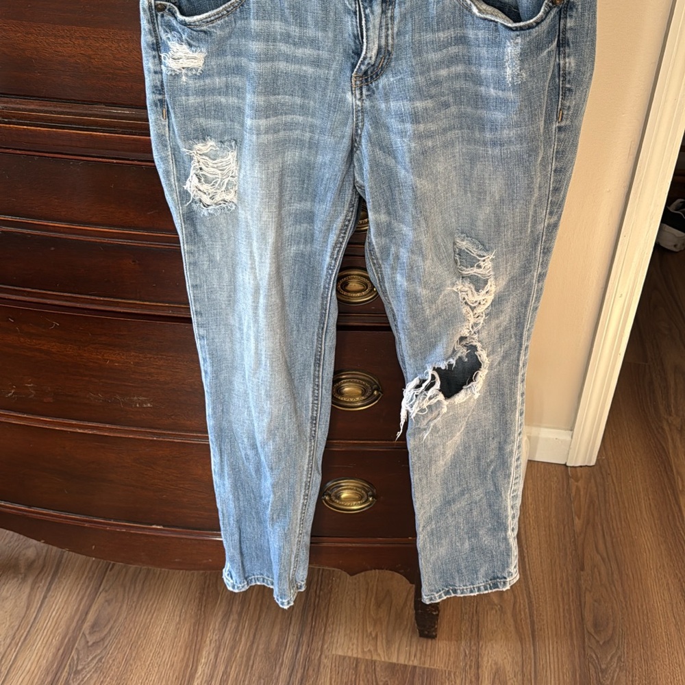 LC Lauren Conrad Medium Blue Ripped Jeans